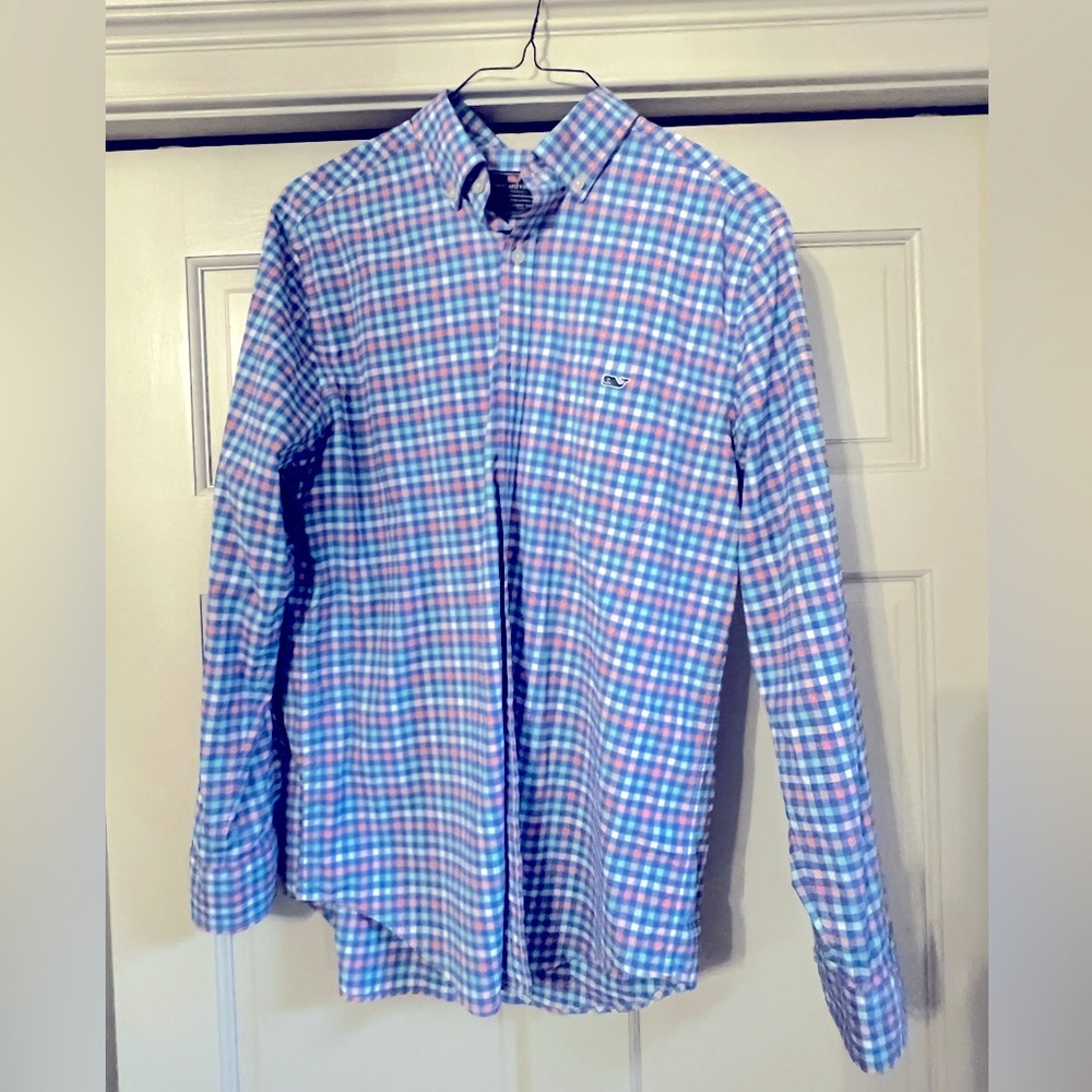 Men's Vineyard Vines button down shirt